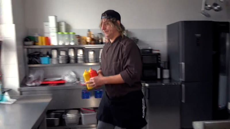 Ano, šéfe! na Karlovarsku: Natáčení si bistro pochvaluje. Majitelé vědí, s kým se rozloučit