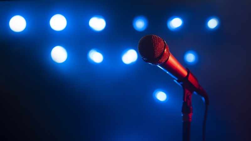 Zemřel držitel Grammy Dave Burgess. S kapelou nahráli píseň, kterou zná každý