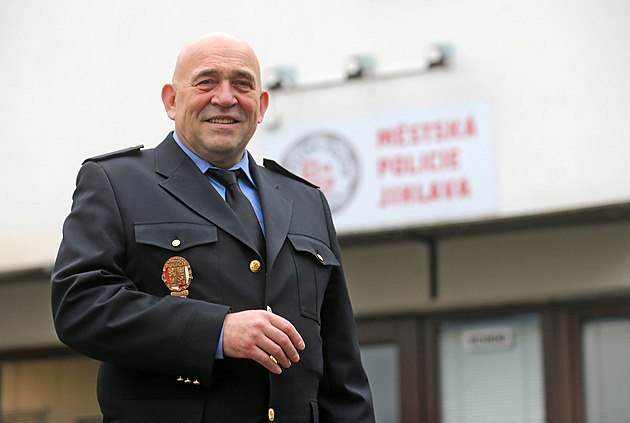 Největší problém v Jihlavě? Bezdomovci, jsme proti nim bezzubí, říká šéf strážníků