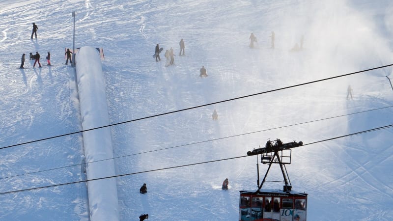 Nehoda lanovky v Alpách: Kabina narazila vysokou rychlostí do bariéry, na místo letěl vrtulník