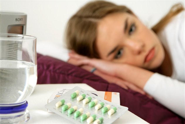 Cítím se lépe, tak léky vysadím. Lékaři vysvětlují, proč je to chyba