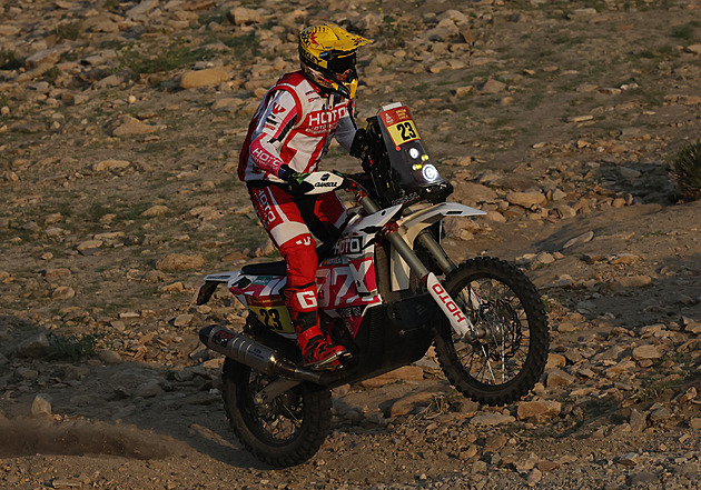 Prokop klesl na Rallye Dakar na dvanácté místo, Michek je dál patnáctý