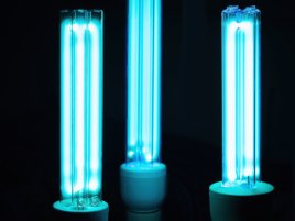 Nový UV-C laser zvládá extrémně rychlý přenos dat bez drátů a přímé viditelnosti