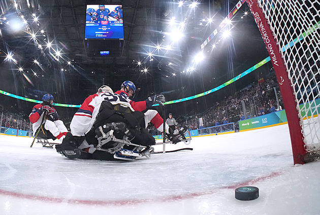 Sen o finále je pryč. Parahokejisté v Miláně zabojují o bronz, nestačili na Američany