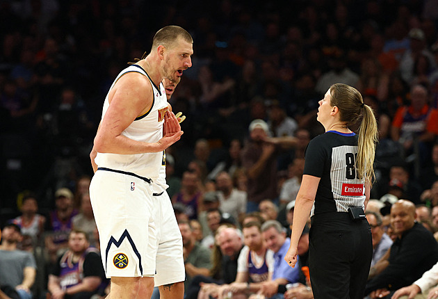 Jokič měl triple double krátce po půli, Charlotte vyrovnalo klubový rekord