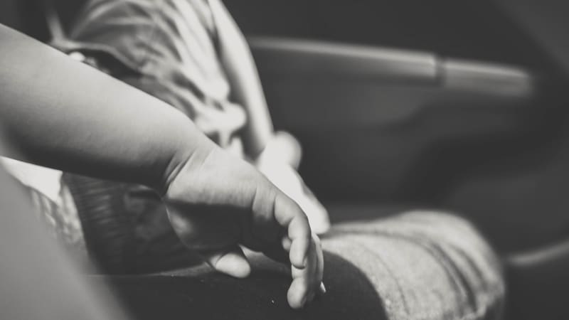  Smrtí pětiletého chlapce skončila hra s balónkem. Experti varují před skrytým nebezpečím