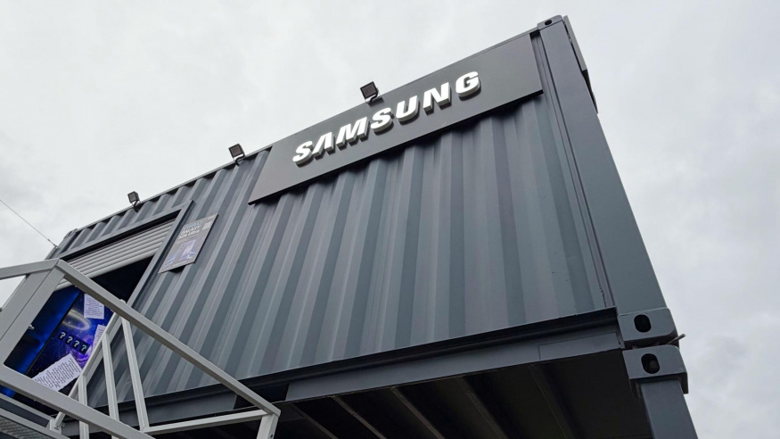 Samsung přivezl na Rock for People své nejlepší pračky. A návštěvníci je vzali útokem