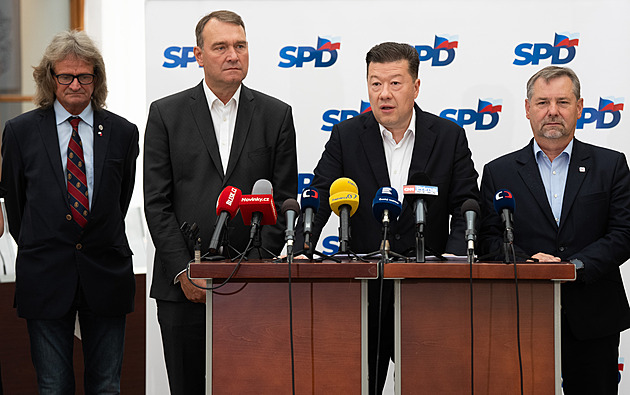 Omezit prodej alkoholu? To je opravdu příliš, nesouhlasí Okamura s Vojtěchem